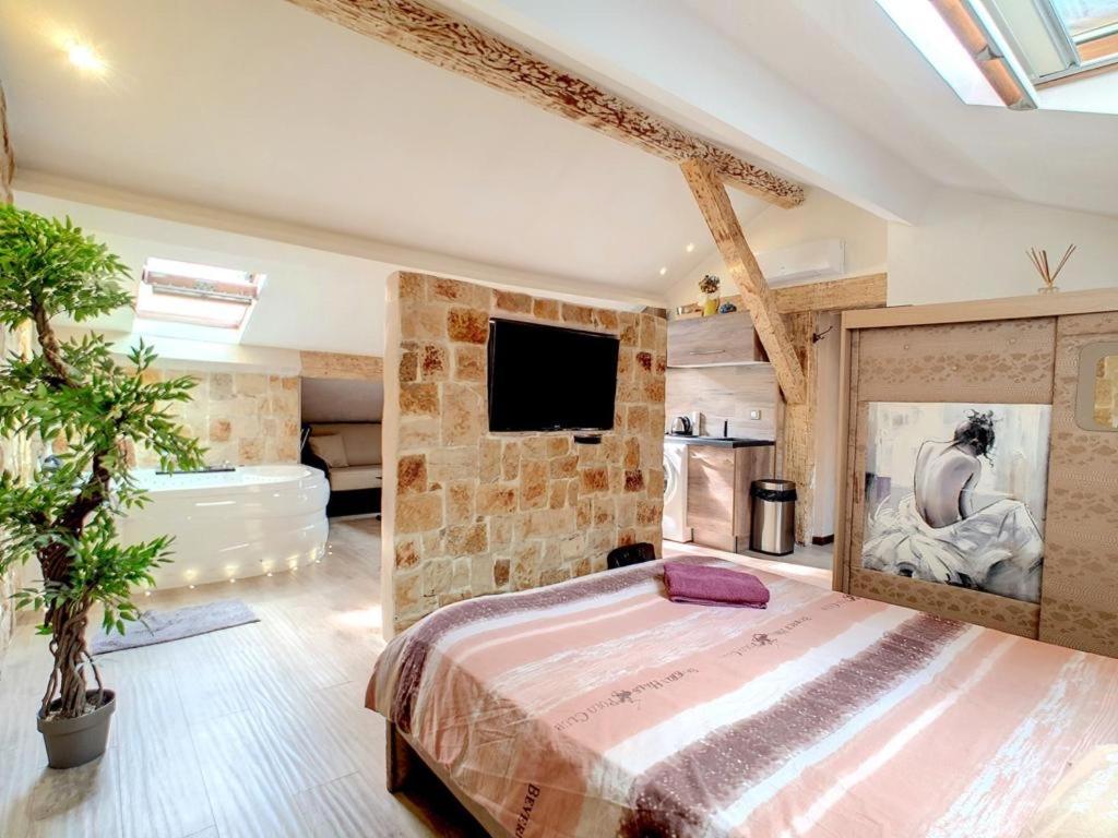 Love Room Jacuzzi Croisette Cannes Exterior foto