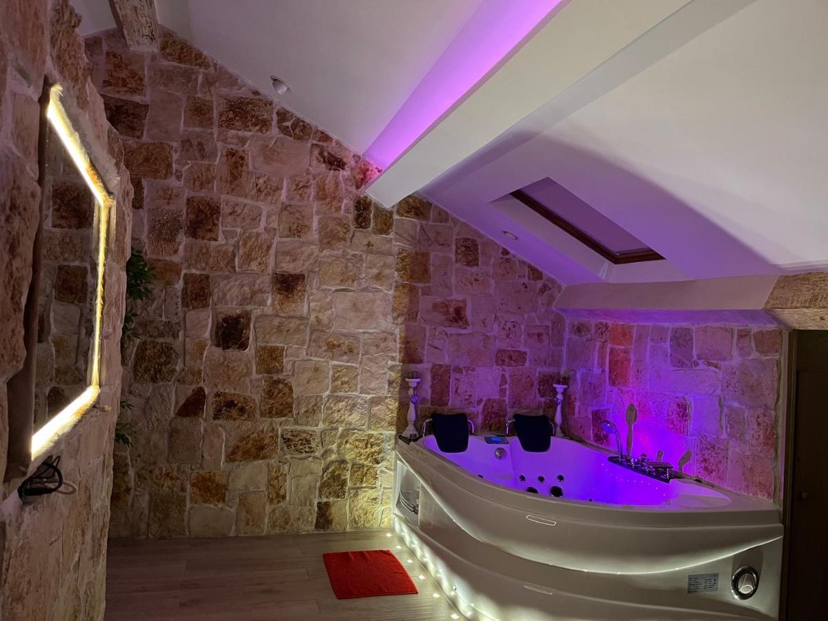 Love Room Jacuzzi Croisette Cannes Exterior foto