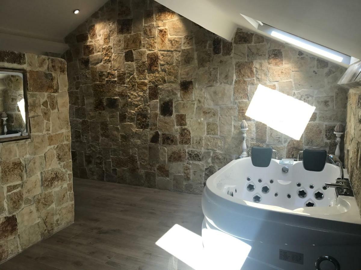 Love Room Jacuzzi Croisette Cannes Exterior foto
