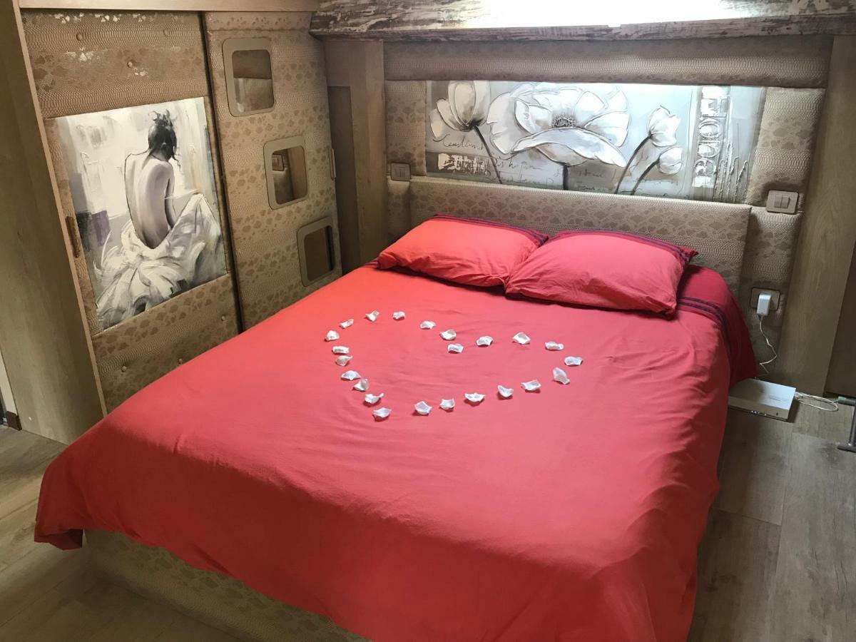 Love Room Jacuzzi Croisette Cannes Exterior foto